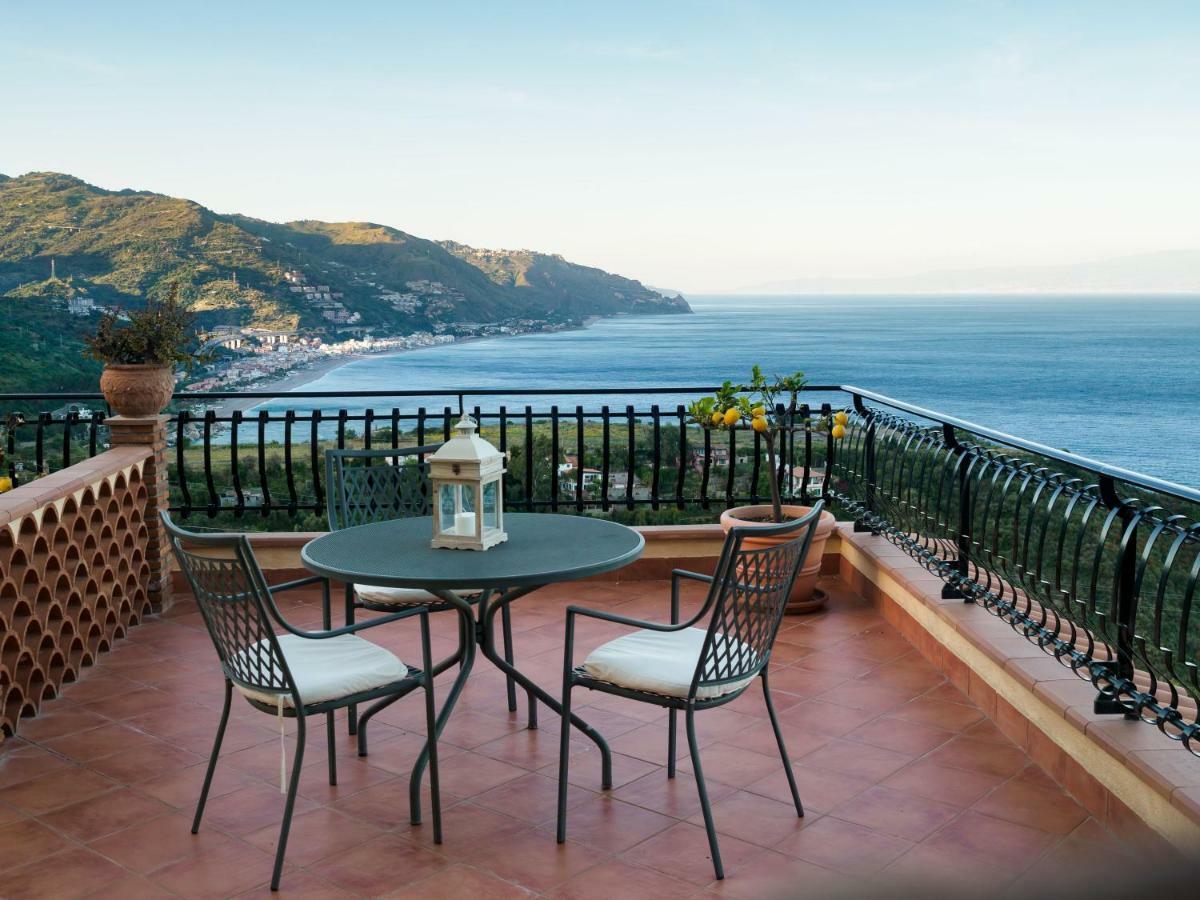 Chambre Triple Standard - Vue sur Mer